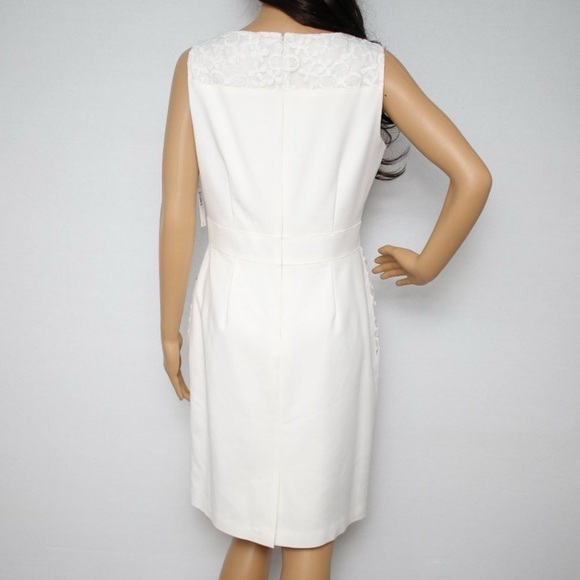 ANTONIO MELANI White Lace-Panel V-Neck Sheath Dress - Picture 6 of 11